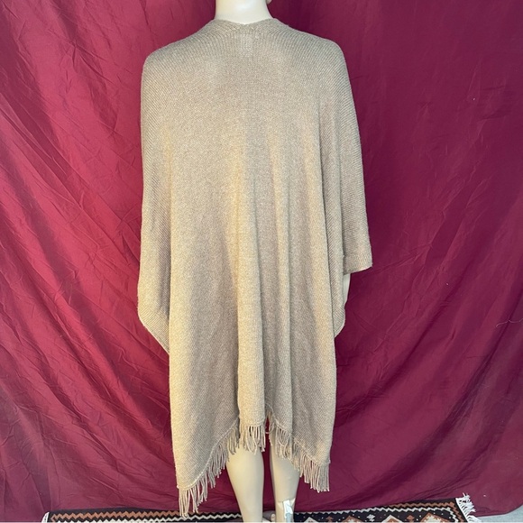 J. Jill Fringed Open Front Ruana Poncho Shawl One Size - Picture 5 of 7